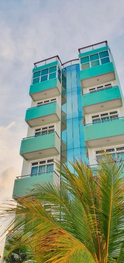 Acacia Beach Hotel Хулхумале Экстерьер фото